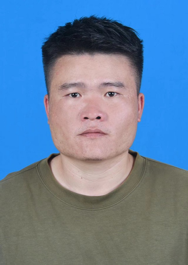 王亚双