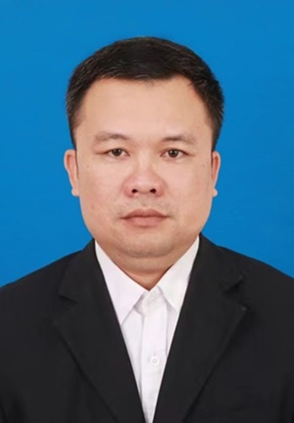 唐君