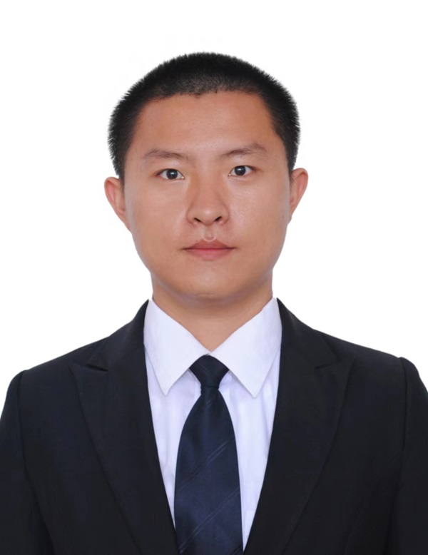 阴泽华