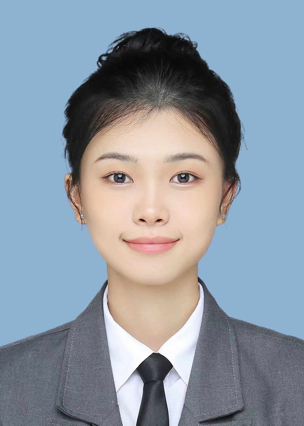 杨佳