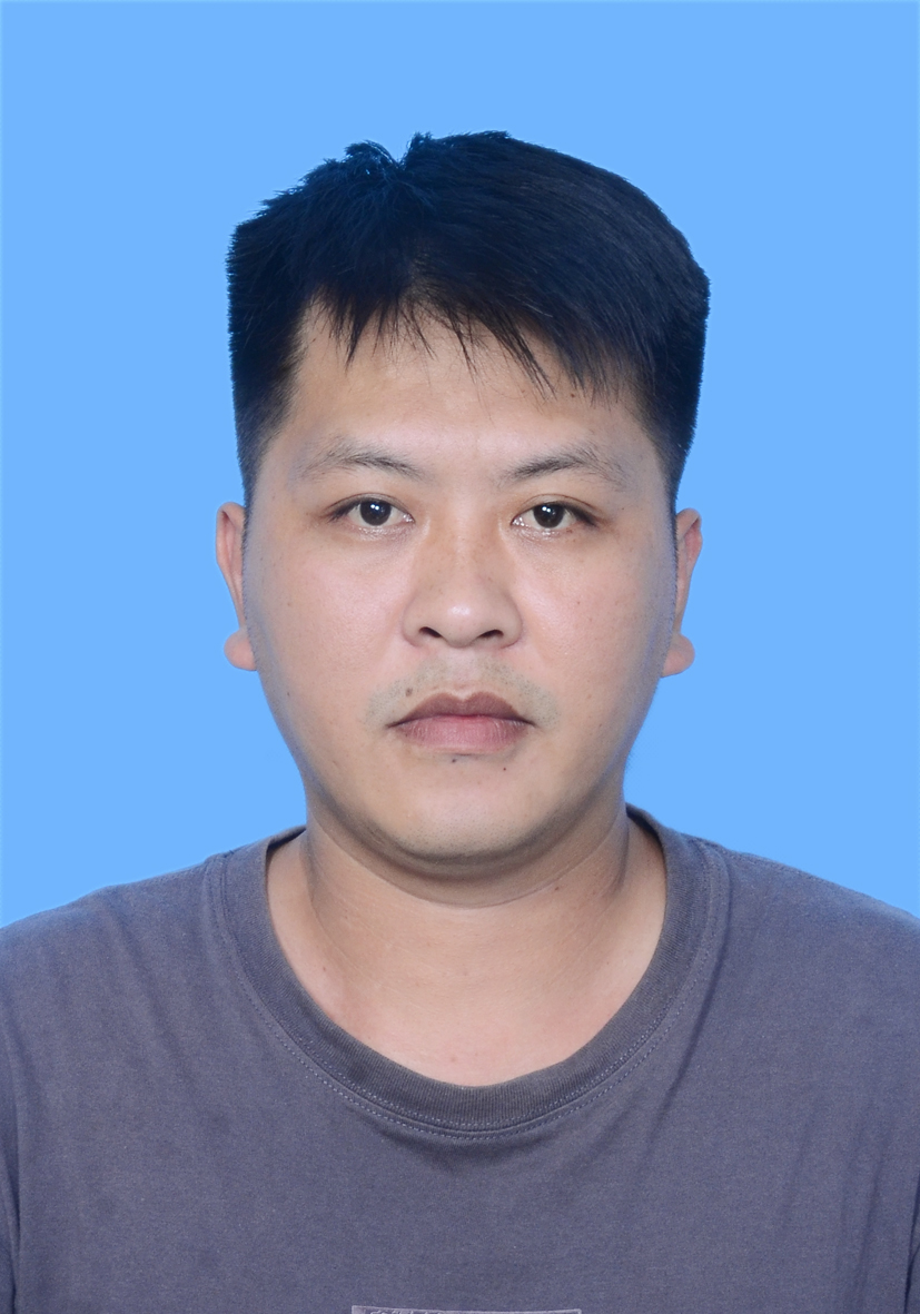 杨起隆