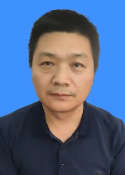 李群超