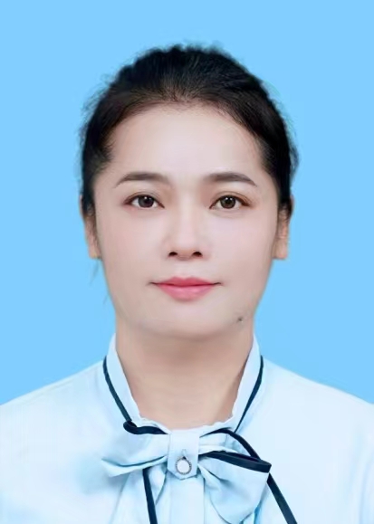 杨梅芳