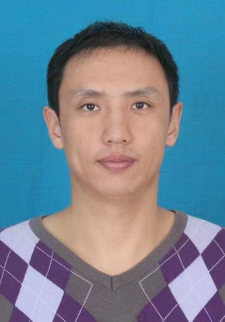 李东林