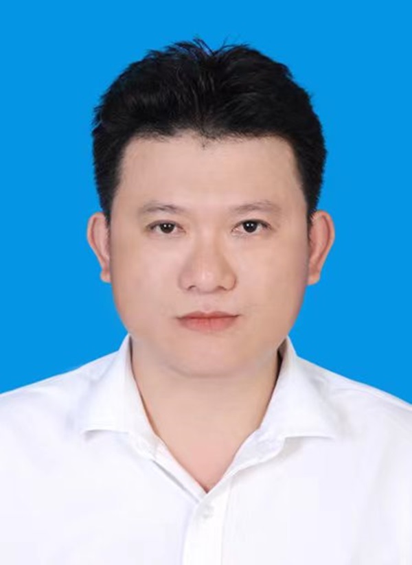 吴振清